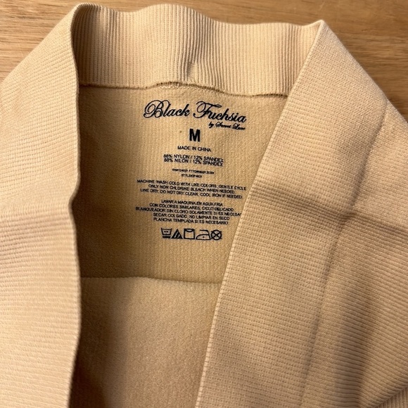 BLACK FUCHSIA ⭐️ shapewear - Picture 2 of 4